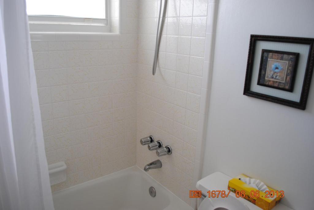 Wave Beach Vacation Rentals Pompano Beach Pokoj fotografie